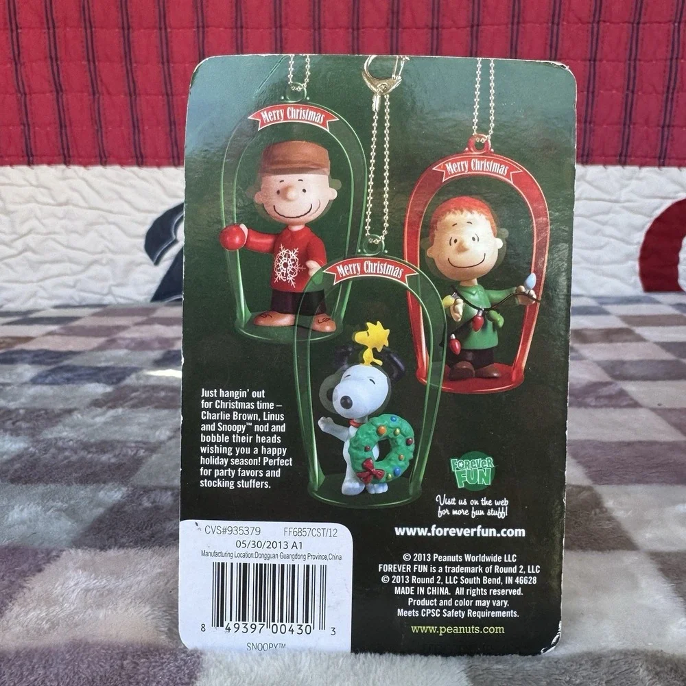 Forever Fun peanuts holiday